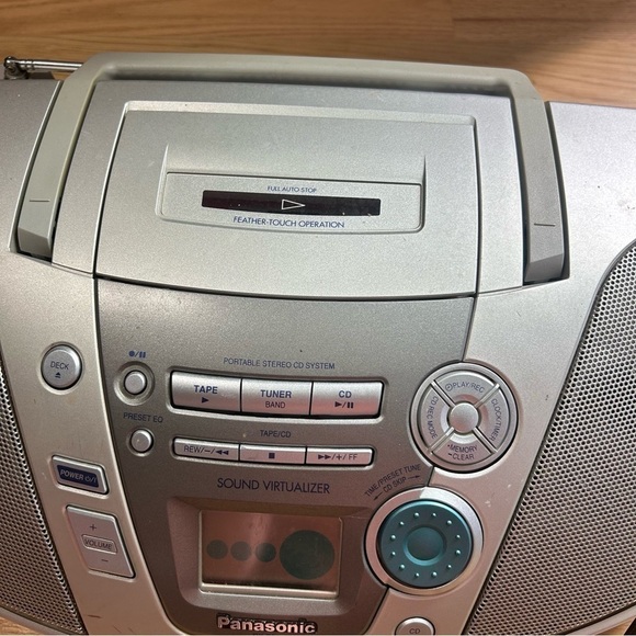 Vintage Panasonic RXES20 AM/FM Radio Cassette CD Turner Player Gray Silver - Picture 8 of 8